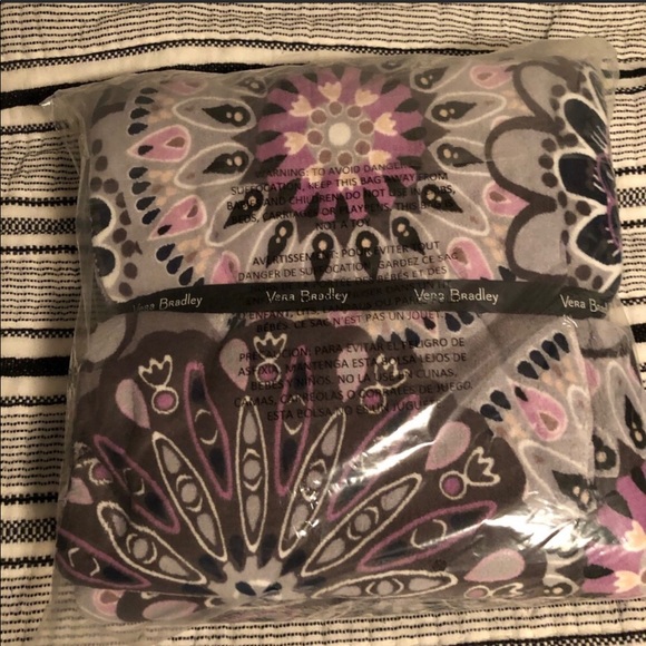 Vera Bradley Throw Blanket - Mimosa Medallion - Picture 2 of 5